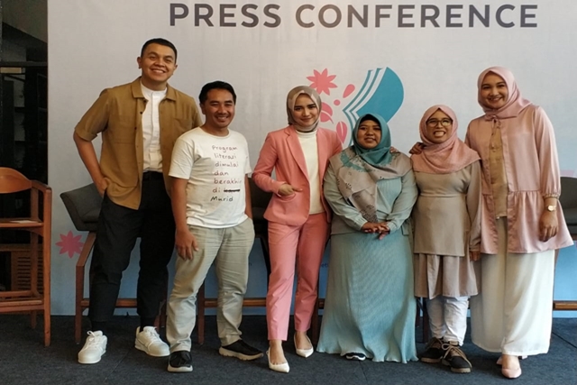 Wardah Ajak Masyarakat Apresiasi Guru Lewat Wardah Inspiring Teacher 